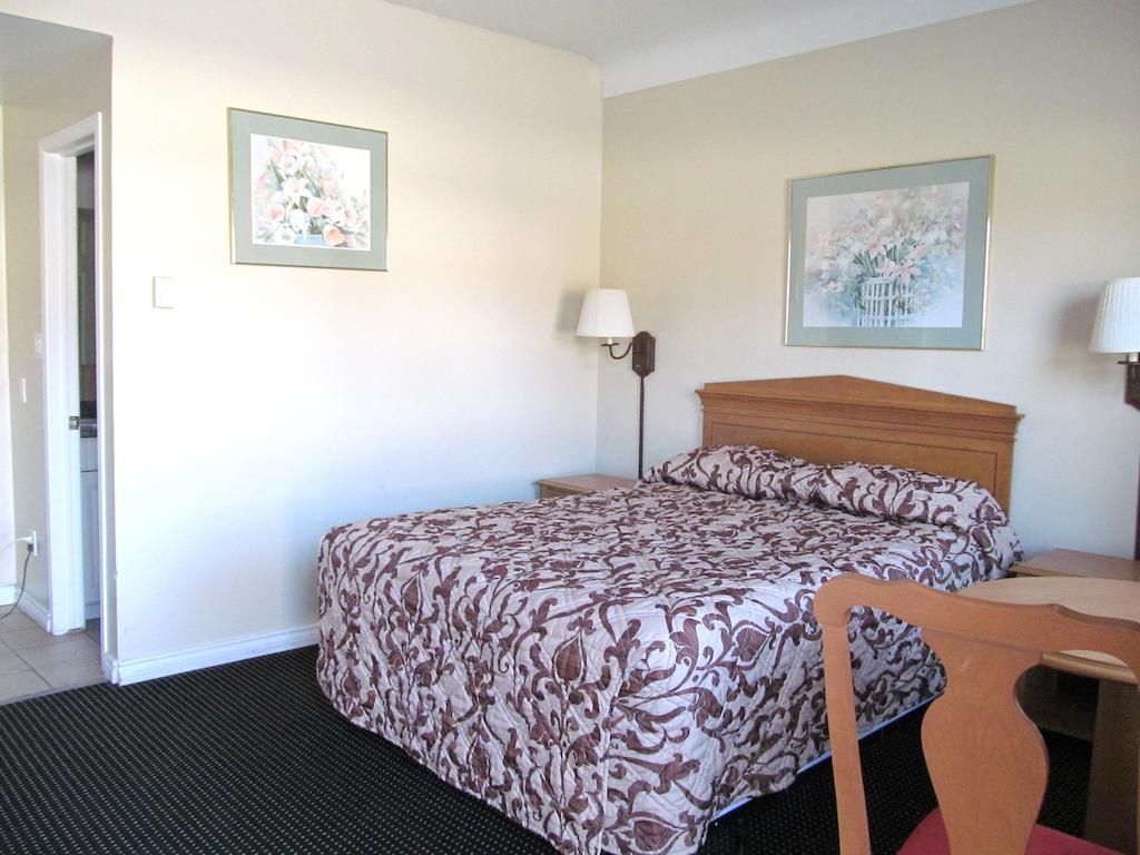 Knights Inn London Ontario Ngoại thất bức ảnh